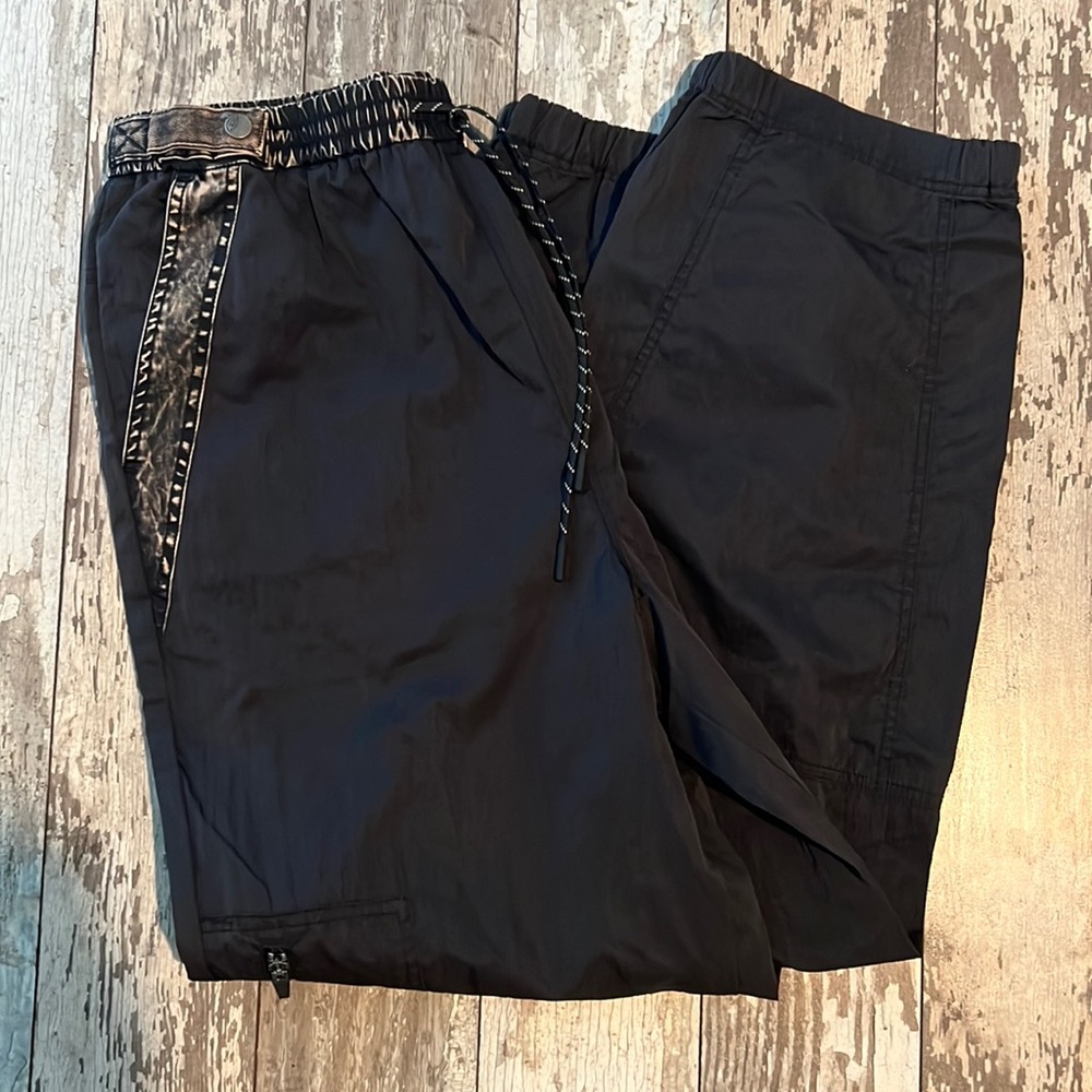 Free People Fast Track parachute pants. Size M